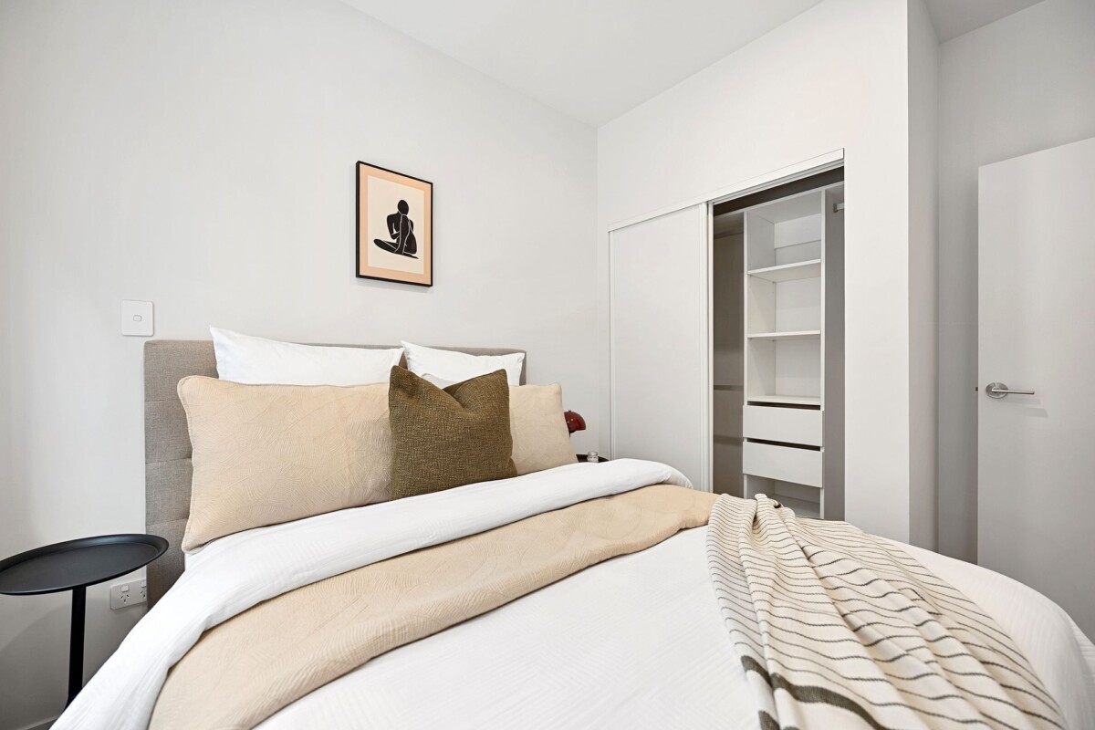 Last one to go – Unit 6, 136m2 3 beds + study 2.5 baths home with garage, zoned for Selwyn College, Baradene College, Remuera Intermediate, Meadowbank School, 10 Meadowbank Road, Meadowbank, Auckland
