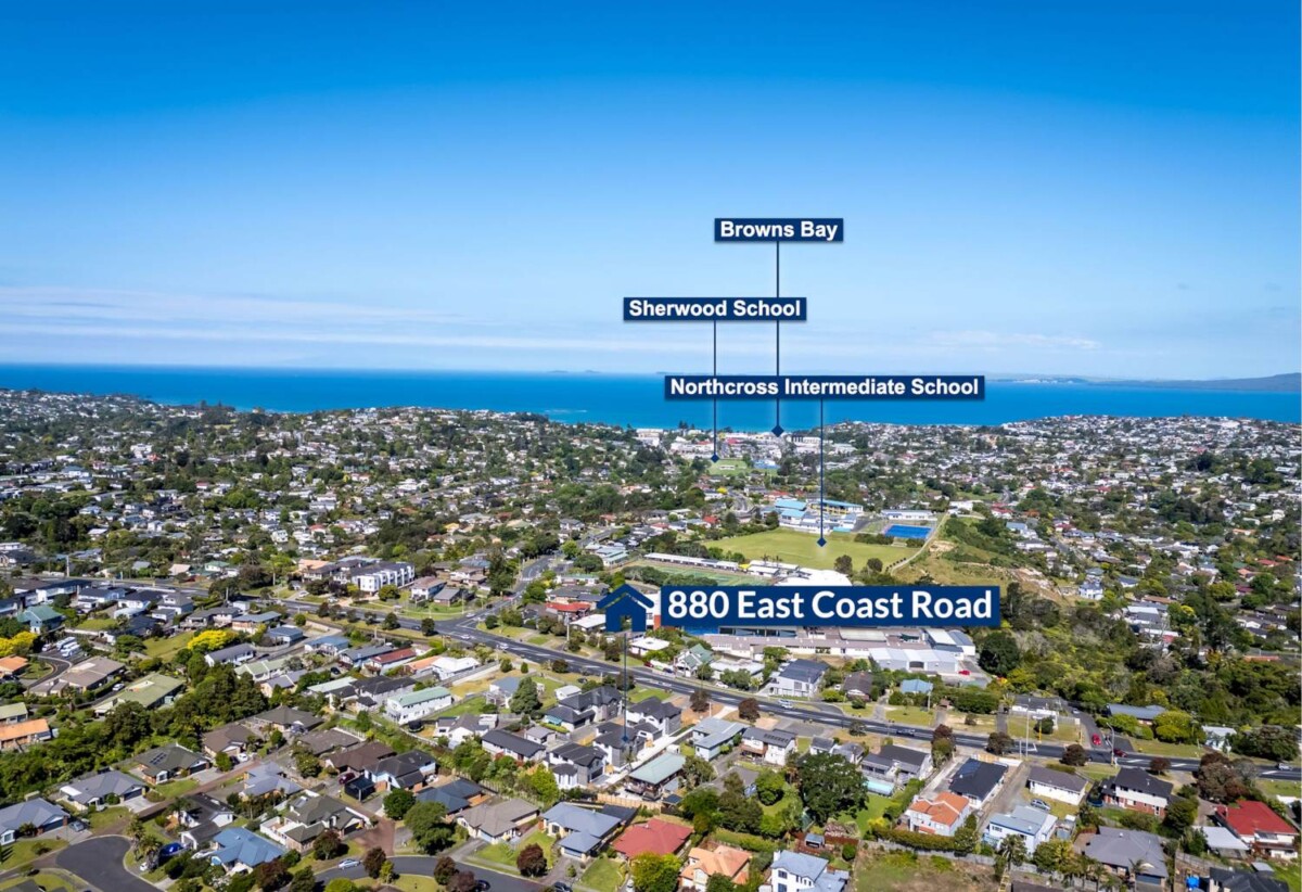 Top local schools, 2 kitchens, brandnew 5 beds house, 2 en-suites, 1 en-suite ground floor, Moments from Albany, Browns Bay, and Long Bay, Lot 1/880 East Coast Road, Browns Bay, Auckland