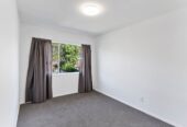 Brick and tile 5 beds 2 baths home, 3 beds kitchen family room upstairs + 2 beds kitchen living downstairs, Just a short drive to Browns Bay Shopping Centre, 0.2 km to Northcross Intermediate, 0.4 km to Sherwood School (Auckland), 2.7 km to Long Bay College, 4B Sartors Avenue, Northcross, Auckland