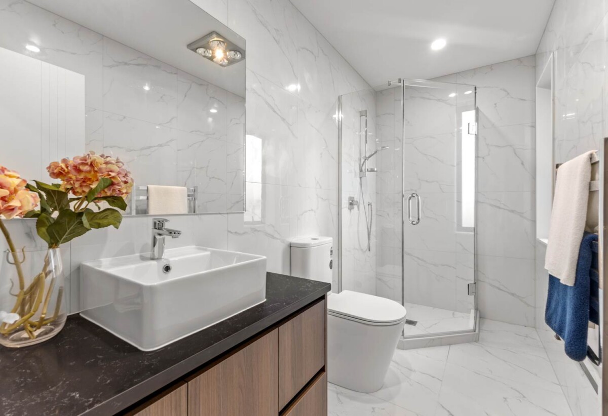 Brandnew freehold 3 beds 2.5 baths home with car park, Walking distance to Glen Innes Train Station, shops, supermarkets, schools, 0.4 km to Glen Innes School, 12/48 Epping Street, Glen Innes, Auckland
