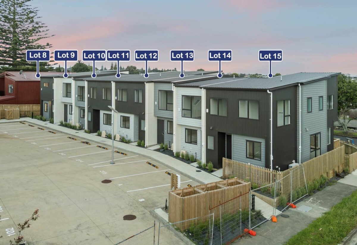 Brandnew freehold 3 beds 2.5 baths home with car park, Walking distance to Glen Innes Train Station, shops, supermarkets, schools, 0.4 km to Glen Innes School, 12/48 Epping Street, Glen Innes, Auckland