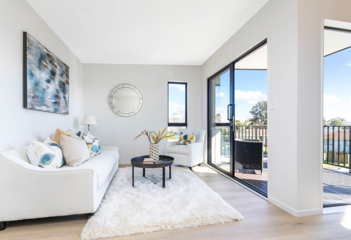 Move-in ready, Brandnew 3 beds 2 baths home with carport, Walking distance to local schools, kindergartens, parks, and Clendon Shopping Centre, 0.3 km to Finlayson Park School, 3/9 Selago Place, Manurewa, Auckland