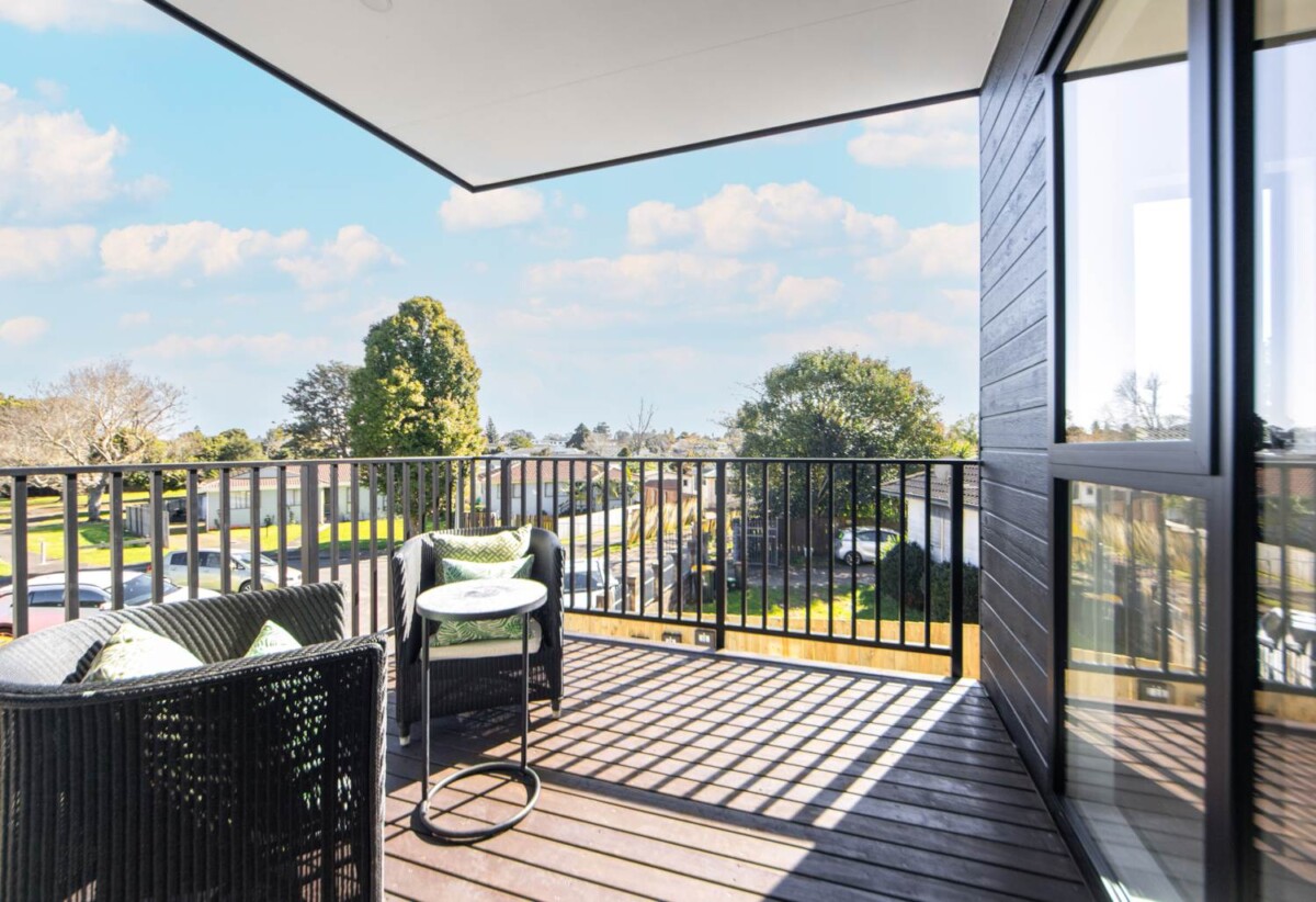Brandnew 3 beds 2 baths home with carport, within easy walking distance to local schools and the Shopping Centre, 1/9 Selago Place, Manurewa, Auckland