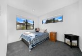 132m2 Standalone 3 beds 2.5 baths home with garage, close to Manukau Westfield shopping centre, schools, motorway access, 0.6 km to Redoubt North School, 28B Rotoma Rise, Clover Park, Auckland