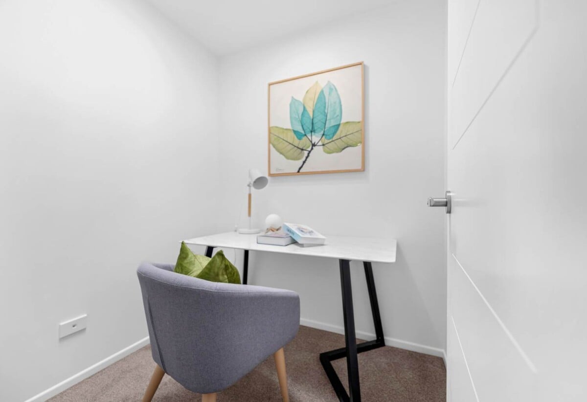 Must sell, Motivated vendor, Brandnew 2 beds + study 1.5 baths home with car park, Just a short walk to PAK’nSAVE, The Warehouse, cafés, eateries, and the activity centre, with excellent transport links nearby. close to schools, seaside reserve, 0.3 km to Waimahia Intermediate School, 17/17 Barneys Farm Road, Clendon Park, Auckland
