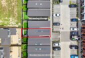 Motivated vendor, 2 beds + study room 1.5 baths home with car park, Walking distance to Te Nikau Primary School, zoned for the highly regarded Ormiston College, and just minutes from Ormiston Town Centre, 33 Kiato Lane, Flat Bush, Auckland