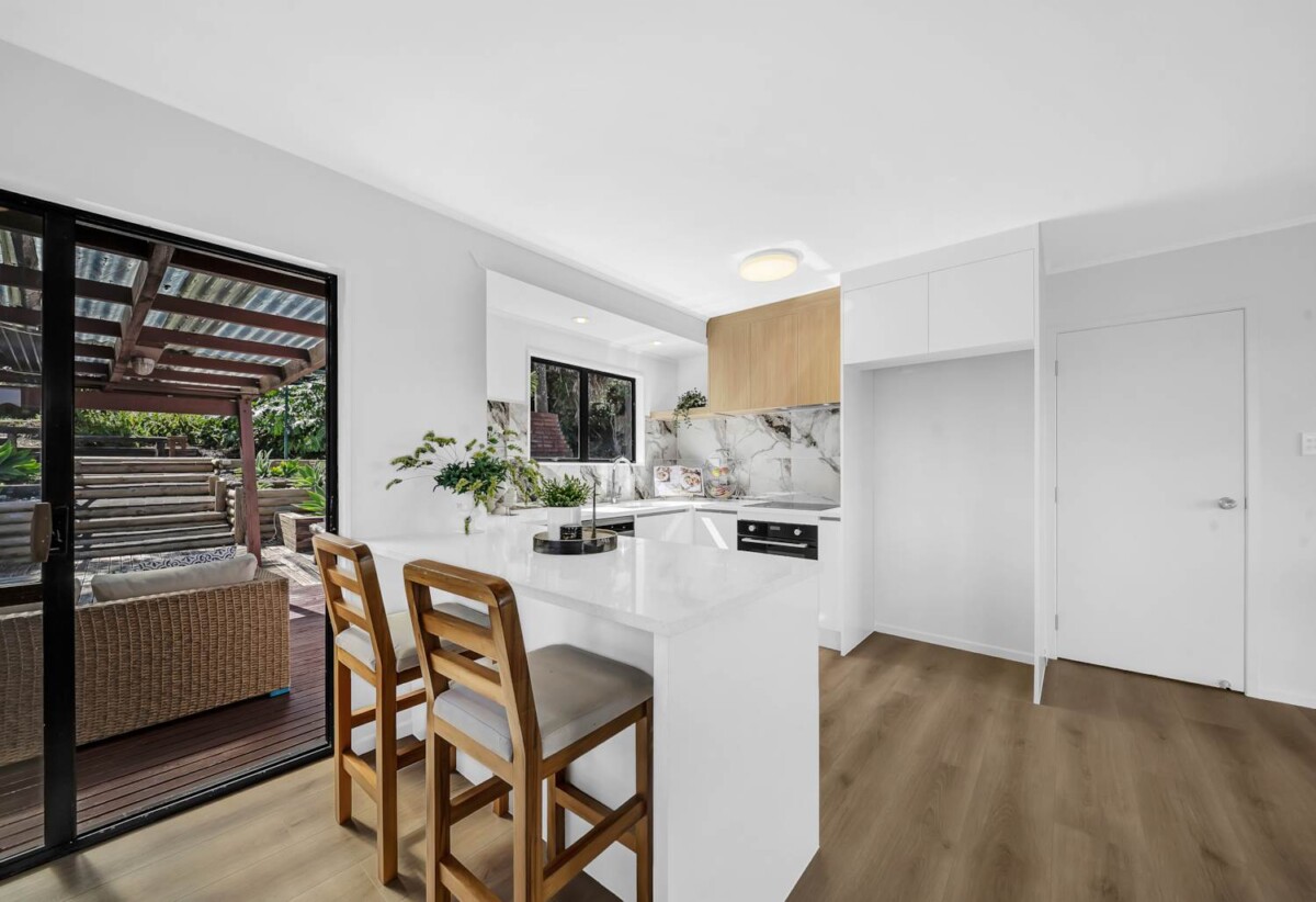 Fully renovated 4 beds 2 baths house on 750m2 section, close to schools, parks, Highland Park Shopping Centre, 10 Marco Place, Highland Park, Auckland