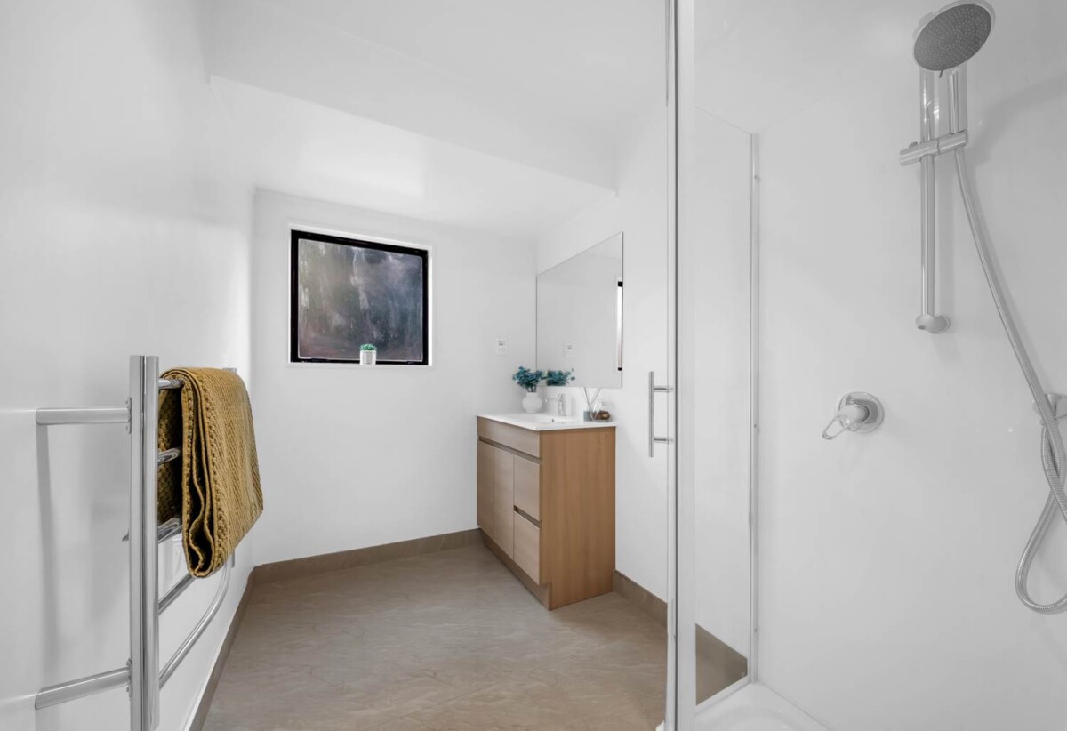 Fully renovated 4 beds 2 baths house on 750m2 section, close to schools, parks, Highland Park Shopping Centre, 10 Marco Place, Highland Park, Auckland