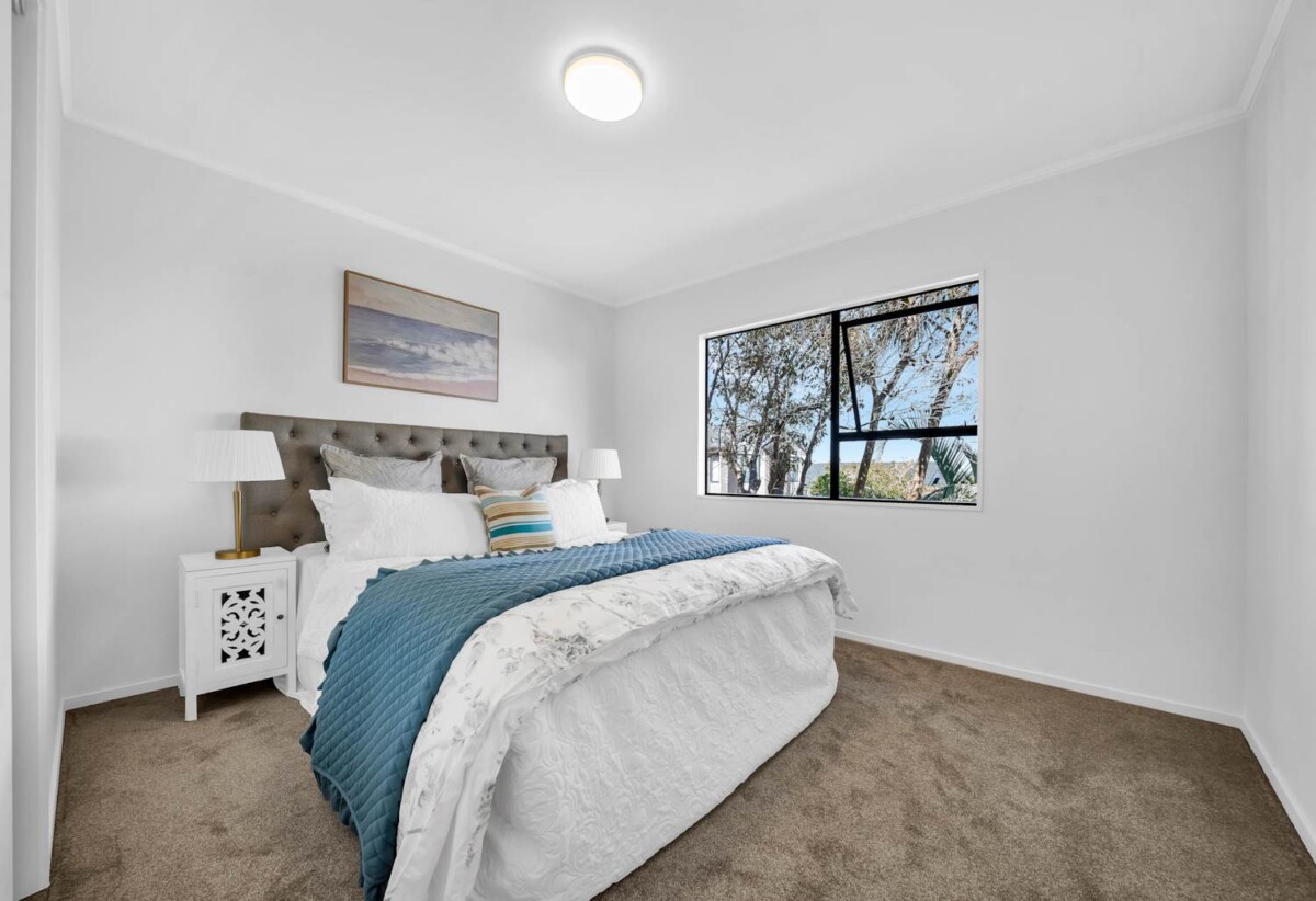 Fully renovated 4 beds 2 baths house on 750m2 section, close to schools, parks, Highland Park Shopping Centre, 10 Marco Place, Highland Park, Auckland