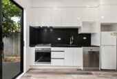 Urgent Sale Required, asking $689,000, 3 beds 2 baths home with car park, Minutes to Papakura Town Centre, shops, cafés, and supermarkets, Close to parks, reserves, and local schools, 0.5 km to Cosgrove School, 16 Tumu Road, Papakura, Auckland