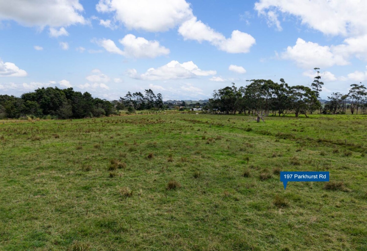 MORTGAGEE SALE, 8.1012ha Across Two Addresses, Two adjacent, frontage level sites total over 8 hectares. 229 Parkhurst Road, comprising a 4.0493ha site and 197 Parkhurst Road, a 4.0519ha site, both zoned Single House. RC is pending to develop the combined landholding into ninety-four lots of approximately 600m² each, 0.6 km to Parakai School, 197 & 229 Parkhurst Road, Parakai, Auckland