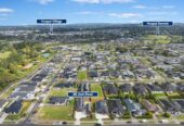 Brandnew 5 beds (2 ensuites) 3 baths house with double garage on 630m2 section, close to Huapai and Kumeu town centre, shops, supermarkets, 1 km to Matua Ngaru School, 26 Josh Road, Kumeu, Auckland