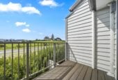 Rangitoto College zone, 4 beds 3 baths home with garage, zones for Rangitoto College, Northcross Intermediate, and Pinehill School, with the Albany Park & Ride Bus Station within walking distance, close to Westfield Albany, 10 Peony Mews, Oteha, Auckland