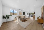 Freehold 3 beds 2.5 baths home with garage, 0.3 km to Avondale Primary School (Auckland), 7F Walsall Street, Avondale, Auckland