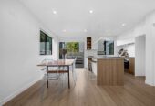 Freehold 3 beds 2.5 baths home with garage, 0.3 km to Avondale Primary School (Auckland), 7F Walsall Street, Avondale, Auckland