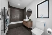 Freehold 3 beds 2.5 baths home with garage, 0.3 km to Avondale Primary School (Auckland), 7F Walsall Street, Avondale, Auckland