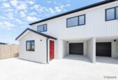 Freehold 3 beds 2.5 baths home with garage, 0.3 km to Avondale Primary School (Auckland), 7F Walsall Street, Avondale, Auckland