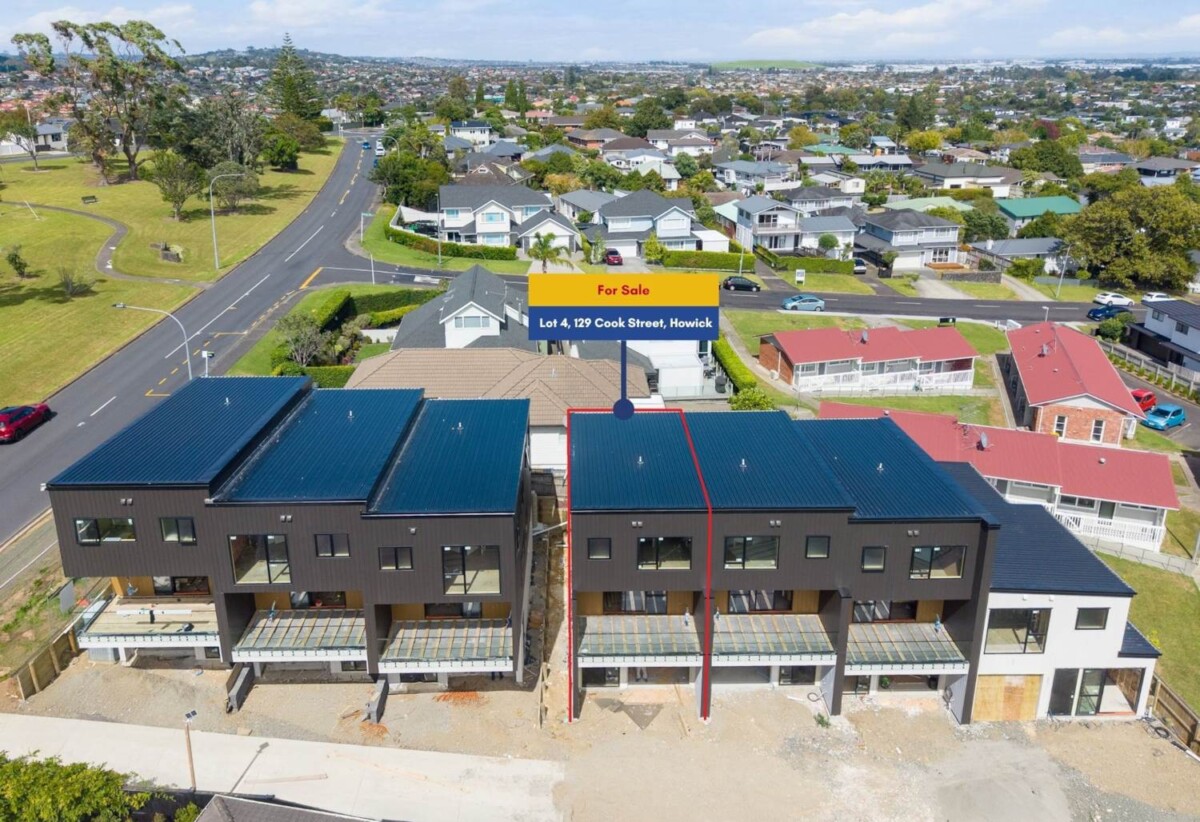 178m2 Brandnew 4 beds 3.5 baths home with garage, 1 bed 1 bath ground floor, just a short stroll from Howick Village, close to shops, supermarkets, schools, beach, 0.7 km to Howick College, Lot 3, 129 Cook Street, Howick, Auckland