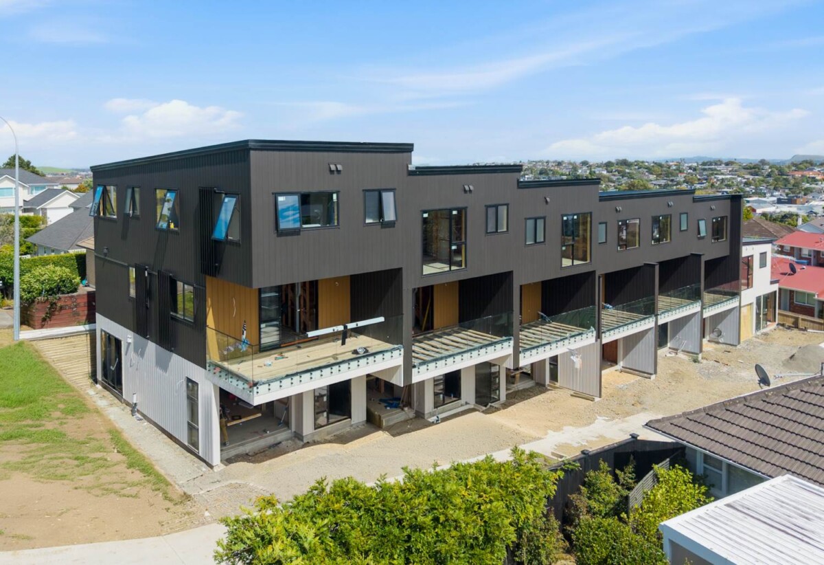 159m2 Brandnew3 beds + large study room 3.5 baths home with garage, 1 bed 1 bath ground floor, just a short stroll from Howick Village, close to shops, supermarkets, schools, beach, 0.7 km to Howick College, Lot 4, 129 Cook Street, Howick, Auckland