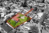 1,131m² Land – Must Sell – Ignore CV, Overseas owner, 4 beds 2 baths house with double garage, with easy access to motorway links, public transport and local amenities, 0.4 km to New Windsor School, 54 Maioro Street, New Windsor, Auckland