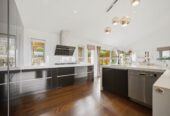 5 beds 3 baths house with double garage on 736m2 section, close to shops, Albany Mall, schools, motorway access, 0.6 km to Oteha Valley School, 4C Hilton Close, Albany, Auckland