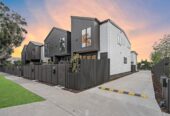10 Years Stamford Warranty, Brandnew 3 beds 1.5 baths home with car park, Just a short stroll to the picturesque Alan Wood Reserve, with scenic walkways and cycle paths, close to schools, shops, supermarkets, motorway access, 1.7 km to Avondale College, 4/49 Hendon Avenue, Mt Albert, Auckland