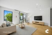 Rangitoto College zone, 4 beds 3 baths home with garage, zones for Rangitoto College, Northcross Intermediate, and Pinehill School, with the Albany Park & Ride Bus Station within walking distance, close to Westfield Albany, 10 Peony Mews, Oteha, Auckland