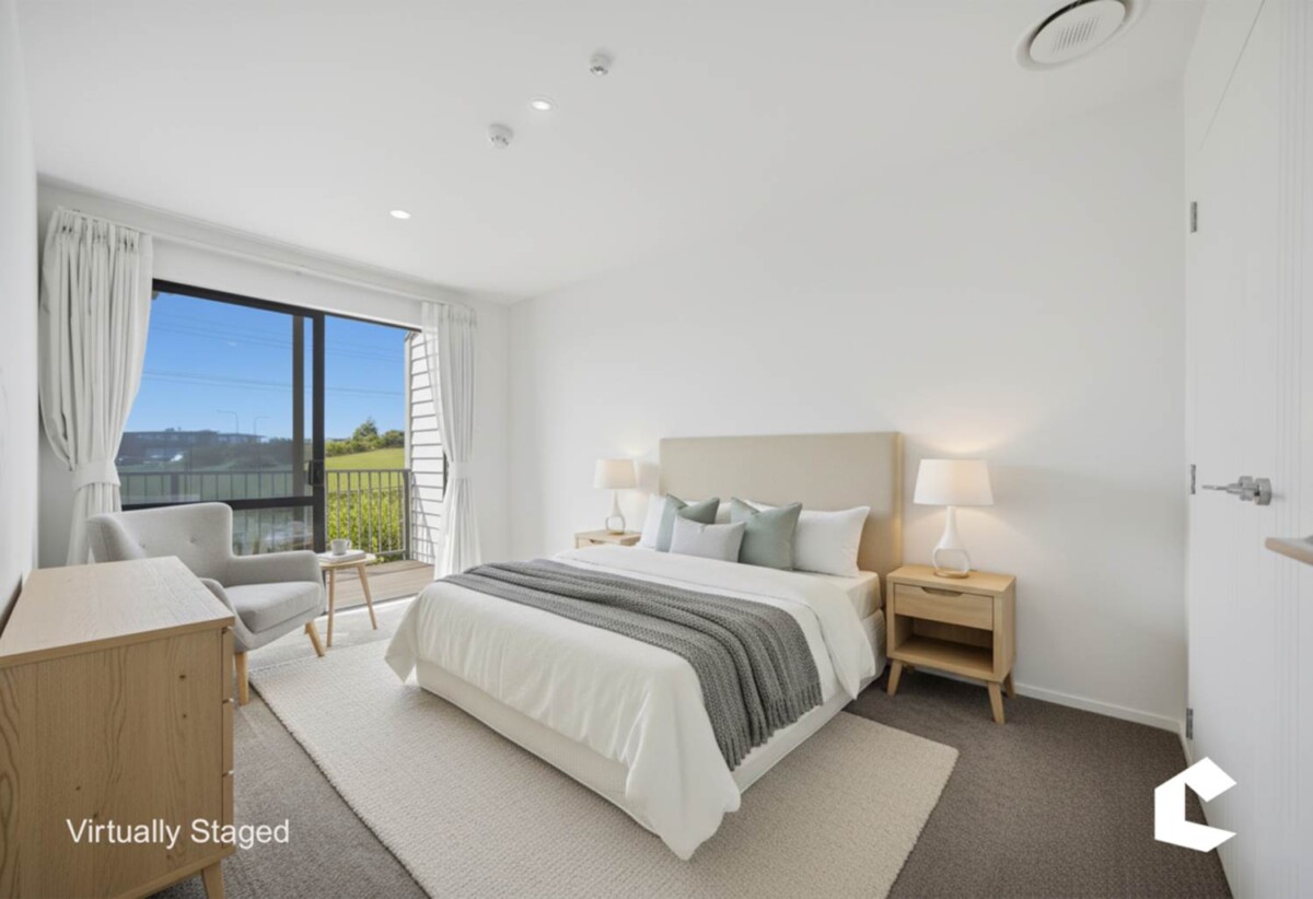 Rangitoto College zone, 4 beds 3 baths home with garage, zones for Rangitoto College, Northcross Intermediate, and Pinehill School, with the Albany Park & Ride Bus Station within walking distance, close to Westfield Albany, 10 Peony Mews, Oteha, Auckland