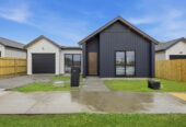 Brandnew standalone 4 beds 3 baths house with double garage and 1- bed granny, close to the upcoming Four Square store, 3.8 km to Te Hihi School, 3.9 km to Karaka School, 54 Whangamaire Rise, Karaka, Auckland