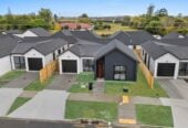 Brandnew standalone 4 beds 3 baths house with double garage and 1- bed granny, close to the upcoming Four Square store, 3.8 km to Te Hihi School, 3.9 km to Karaka School, 54 Whangamaire Rise, Karaka, Auckland