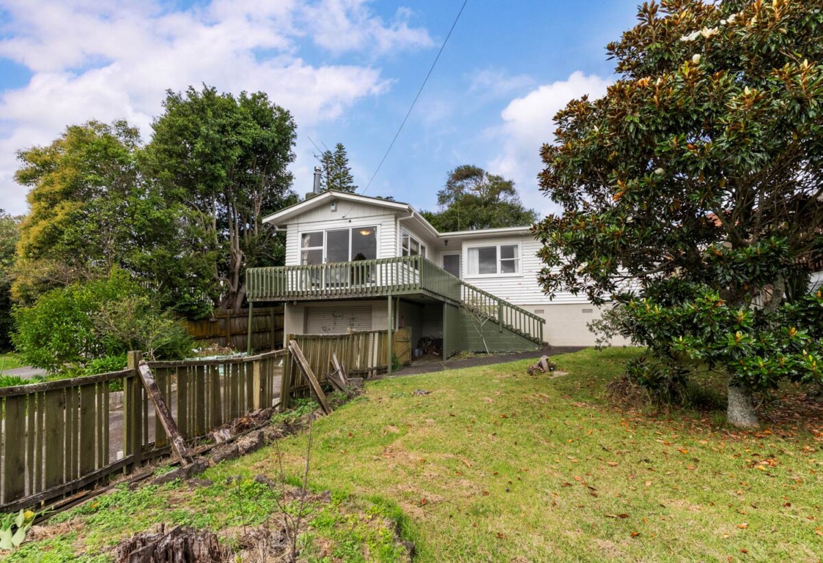 Once in 23 years, 3 beds 1 bath house with garage on 809m2 section, a large rumpus room downstairs with garage, close to local schools, parks, shops, and transport, 0.5 km to Marshall Laing School, 0.8 km to Lynfield College, 67 Dundale Avenue, Blockhouse Bay, Auckland