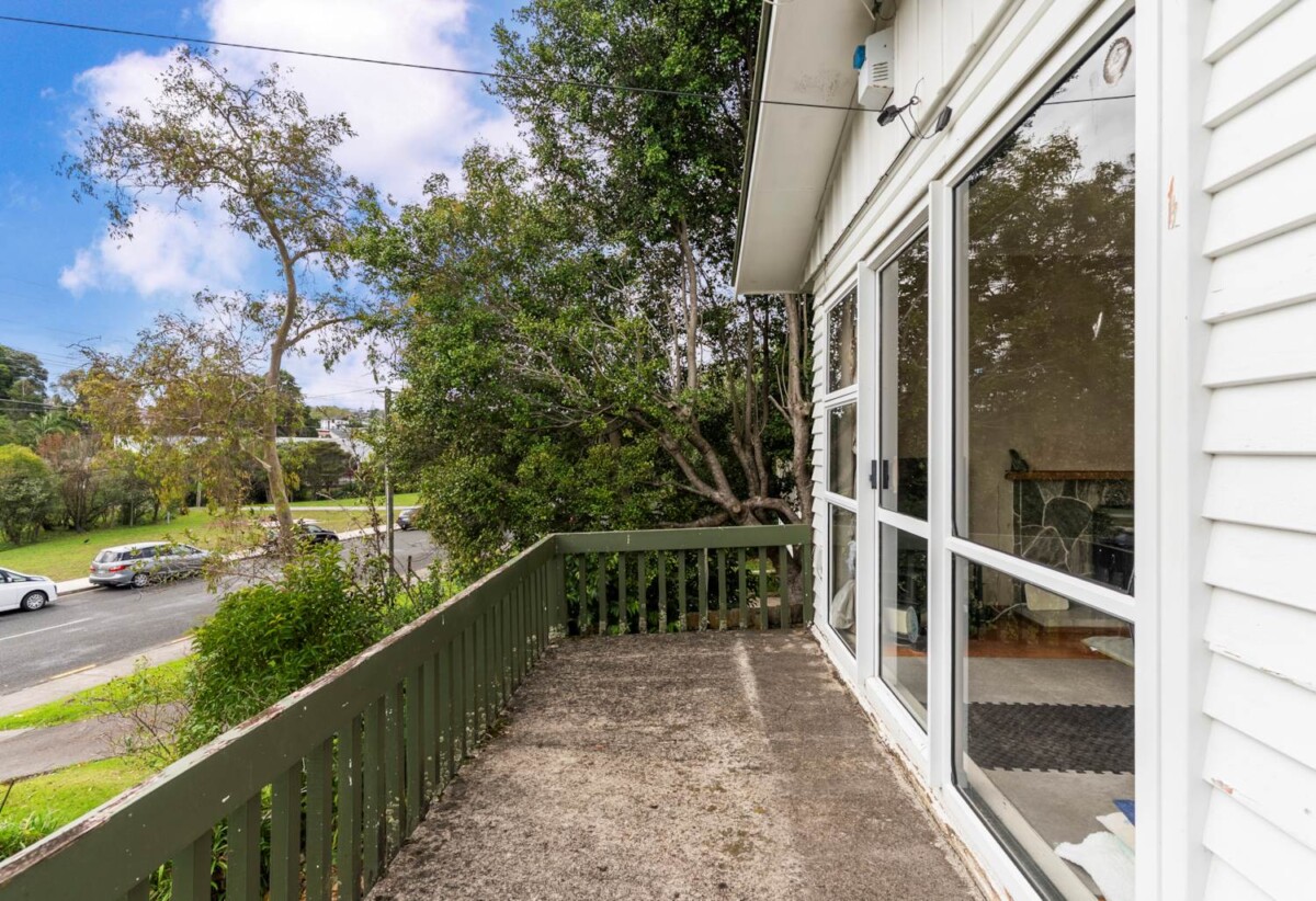 Once in 23 years, 3 beds 1 bath house with garage on 809m2 section, a large rumpus room downstairs with garage, close to local schools, parks, shops, and transport, 0.5 km to Marshall Laing School, 0.8 km to Lynfield College, 67 Dundale Avenue, Blockhouse Bay, Auckland