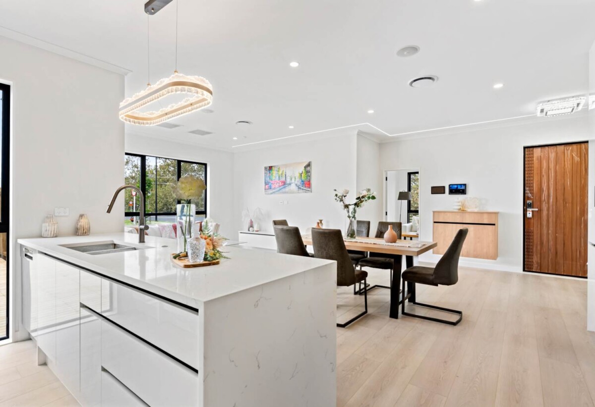 Brandnew 5 beds 3 baths house with double garage and 1 bed granny on 404m2 section, just moments from the upcoming Four Square and within a growing, vibrant community, 362 Linwood Road, Karaka, Auckland