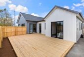 Brandnew 5 beds 3 baths house with double garage and 1 bed granny on 404m2 section, just moments from the upcoming Four Square and within a growing, vibrant community, 362 Linwood Road, Karaka, Auckland