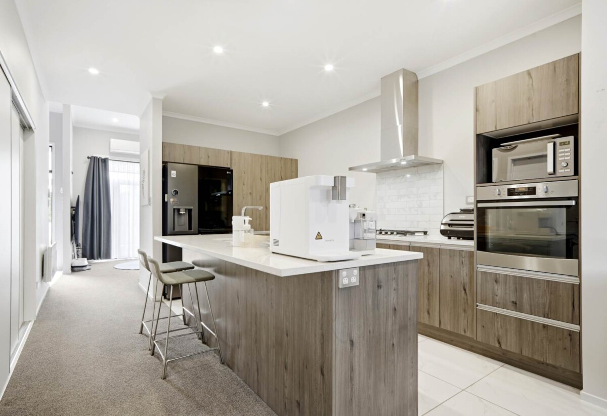 Must sell, motivated vendor, Ignore CV, 166m2 Freehold 3 beds + additional flexible living/4th bedroom option 2.5 baths home with garage, Dual entrance (front & rear access), Extra Large bedrooms, Covered outdoor deck, close to schhools, shops, motorway access, 0.3 km to Hobsonville Point Secondary School, 117 Hobsonville Point Road, Hobsonville, Auckland