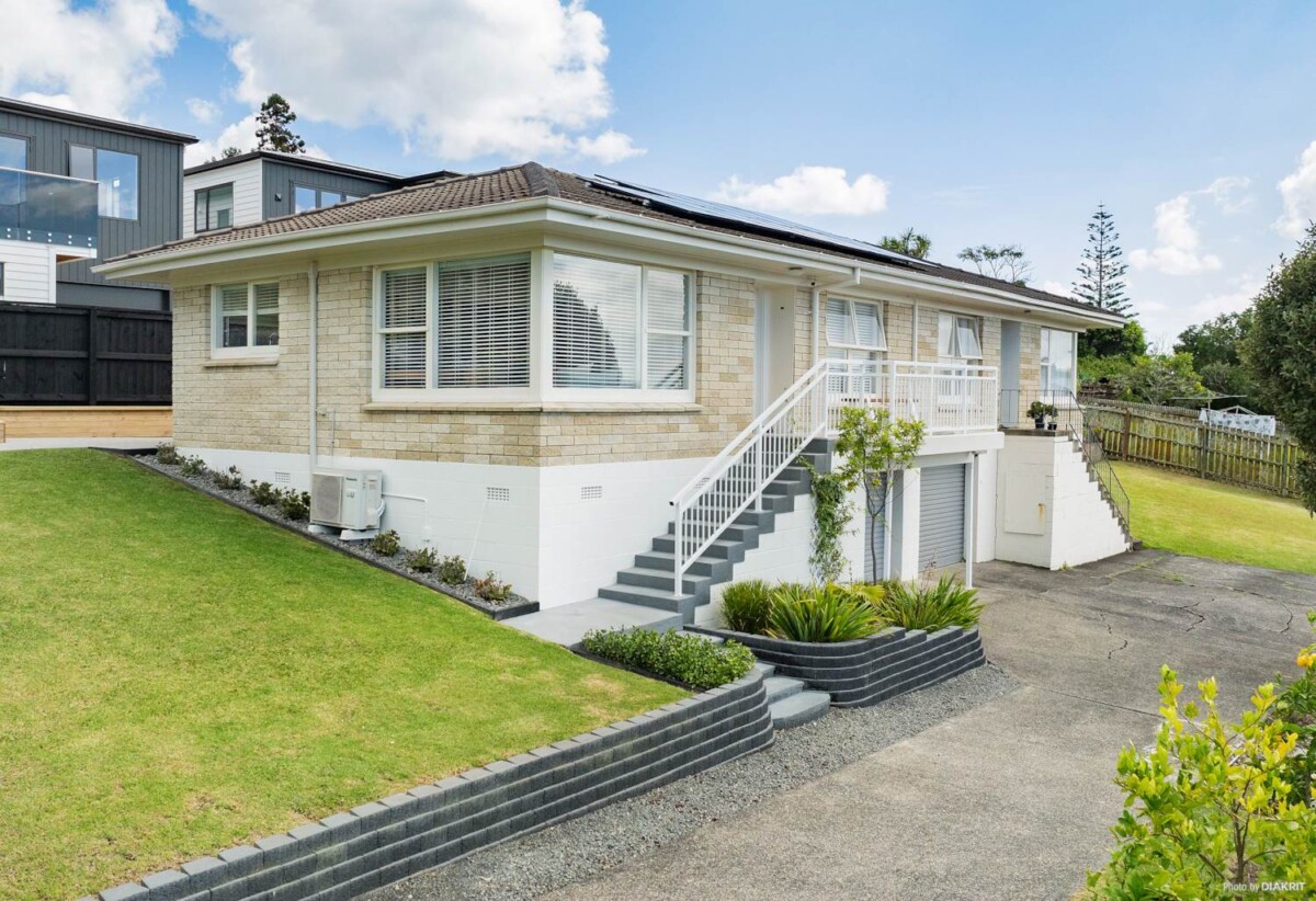 Double Westlake school zone, Brick and tile Two dwellings (2 bed, 1 bath, garage each) on 713m2 section, Services on site, close to motorway access, shops, cafés, and all essential amenities, 1 & 2/3 Cheryl Place, Hillcrest, Auckland