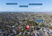 Brandnew 3 beds (2 ensuites) + study room 3 baths home with garage, just moments from Lloyd Elsmore Park, with Highland Park Pak’n Save and Pakuranga Plaza only a short drive away. zoned for Sunnyhills School, Wakaaranga School, Farm Cove Intermediate, and Pakuranga College, Lot 4,5&7/252 Pakuranga Road, Pakuranga Heights, Auckland