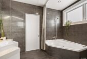 Auckland Girls’ Grammar School zone, Fully renovated, 198m2 2 beds + study room 2 baths 1 car park High St Penthouse apartment, Positioned steps from the City Rail Link transformation, 6A/55-57 High Street, City Centre, Auckland