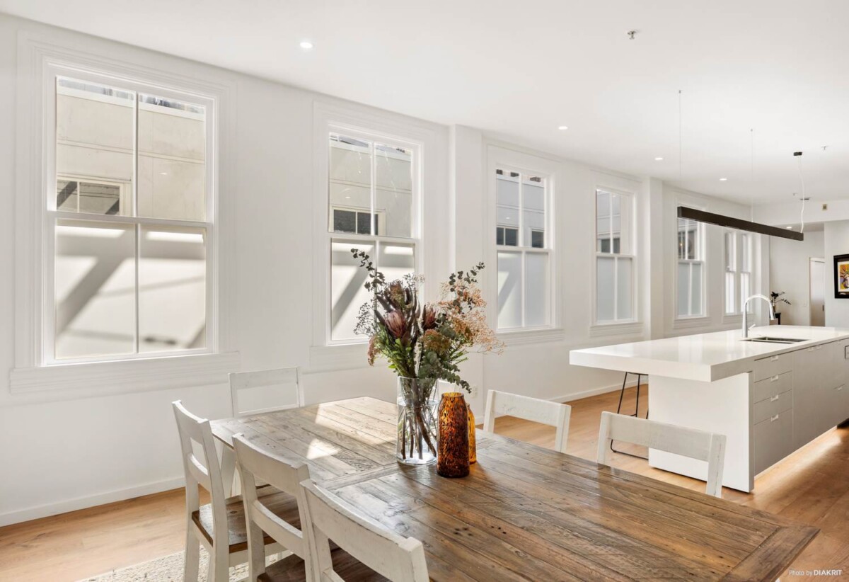 Auckland Girls’ Grammar School zone, Fully renovated, 198m2 2 beds + study room 2 baths 1 car park High St Penthouse apartment, Positioned steps from the City Rail Link transformation, 6A/55-57 High Street, City Centre, Auckland