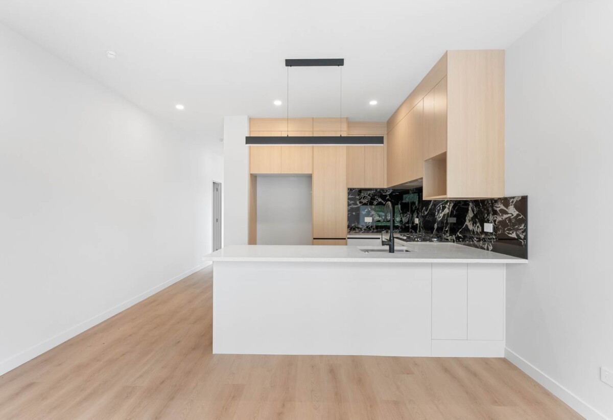 Brandnew 4 beds 2.5 baths home with garage, 1 ensuite ground floor, gas cooking, EV charger, close to Opaheke School and nearby reserves, Papakura town centre, motorway access, 16 Mangapu Road, Opaheke, Auckland