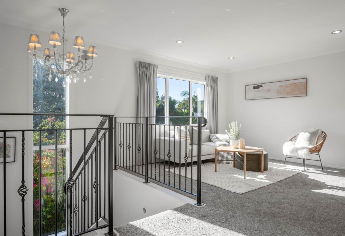 Rangitoto College zone, 5 beds 3 baths house with double garage on 407m2 section, close to shops, supermarkets, Albany Mall, motorway access, schools, 0.8 km to Pinehill School (Browns Bay), 14A Hauraki Crescent, Pinehill, Auckland