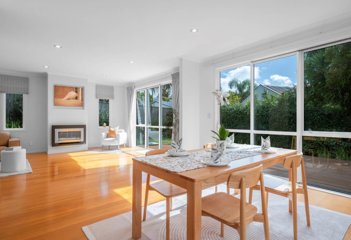 Rangitoto College zone, 5 beds 3 baths house with double garage on 407m2 section, close to shops, supermarkets, Albany Mall, motorway access, schools, 0.8 km to Pinehill School (Browns Bay), 14A Hauraki Crescent, Pinehill, Auckland