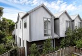 Freehold 2 beds 2 baths home with Private courtyard , with cafes, buses, and the train station all within a 10-minute walk away, plus easy motorway access, 0.4 km to Avondale Intermediate and Avondale Primary School (Auckland), 0.5 km to Avondale College, 3/2B Walsall Street, Avondale, Auckland