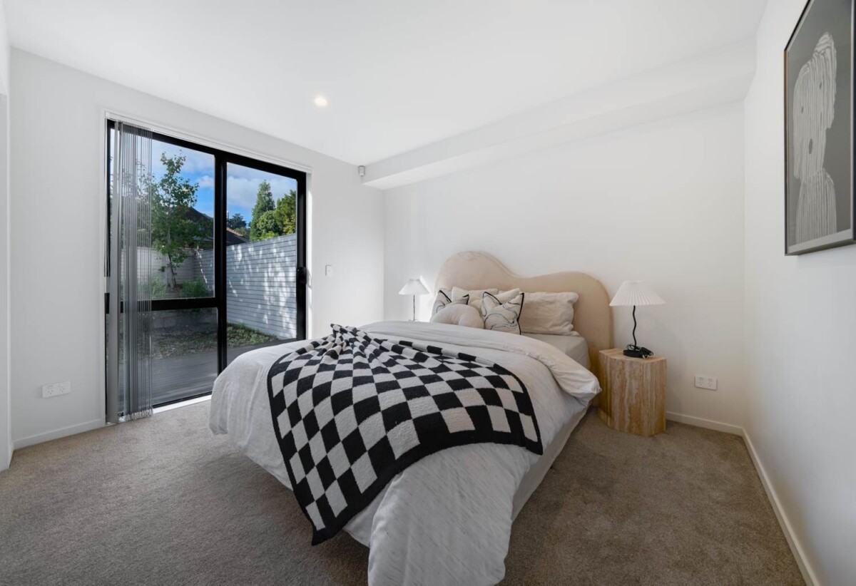 Double Grammar school zone, 4 beds 4 baths home with double garage, 2.1 km to Epsom Girls’ Grammar School, 3.1 km to Auckland Grammar, 27D Claude Road, Epsom, Auckland