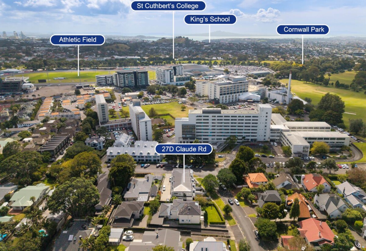 Double Grammar school zone, 4 beds 4 baths home with double garage, 2.1 km to Epsom Girls’ Grammar School, 3.1 km to Auckland Grammar, 27D Claude Road, Epsom, Auckland