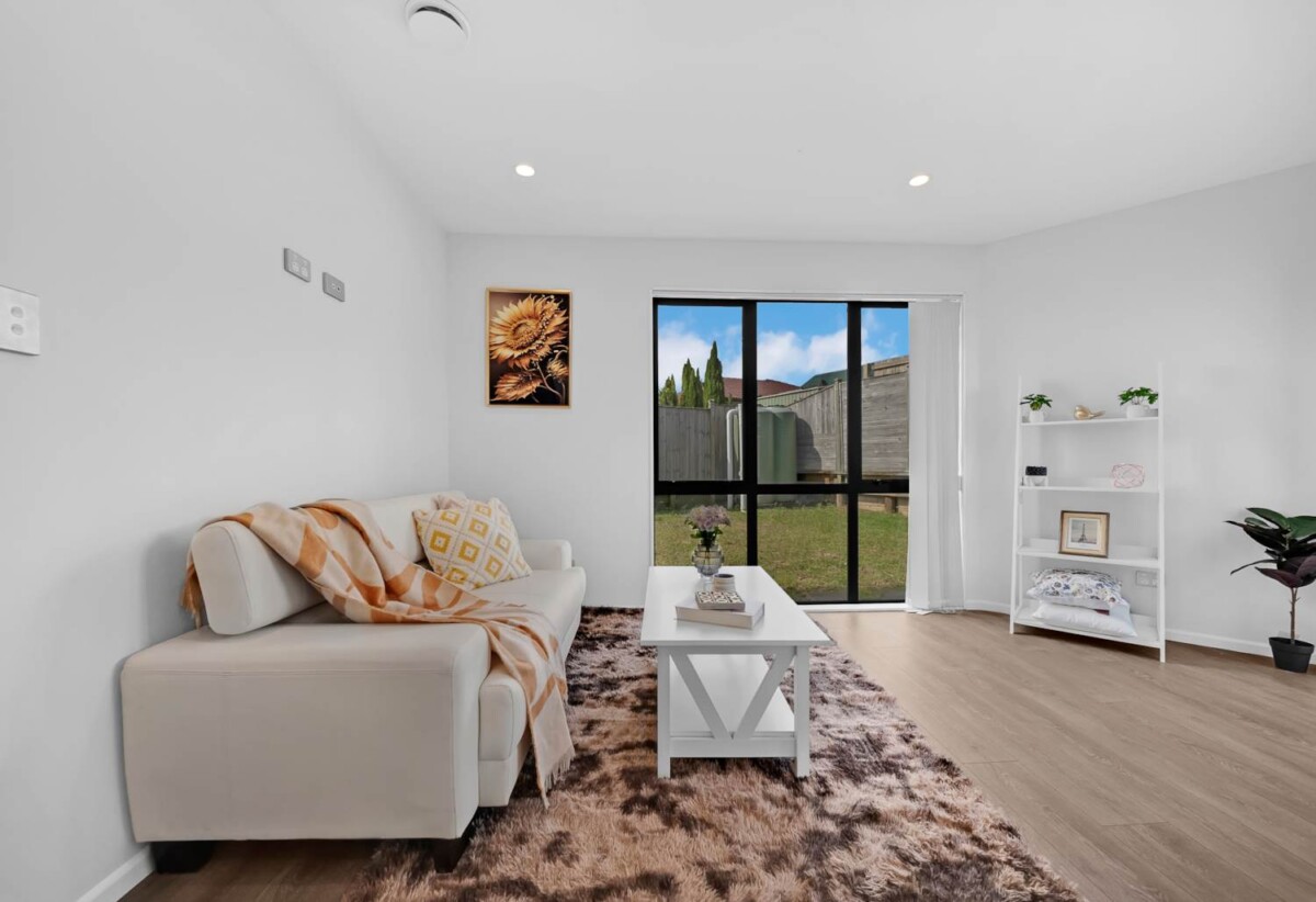 Brandnew 4 beds 2.5 baths house with garage on 244m2 section, close to parks, shops, schools, motorway access, 0.6 km to Papatoetoe South School, 9F Pah Road, Papatoetoe, Auckland