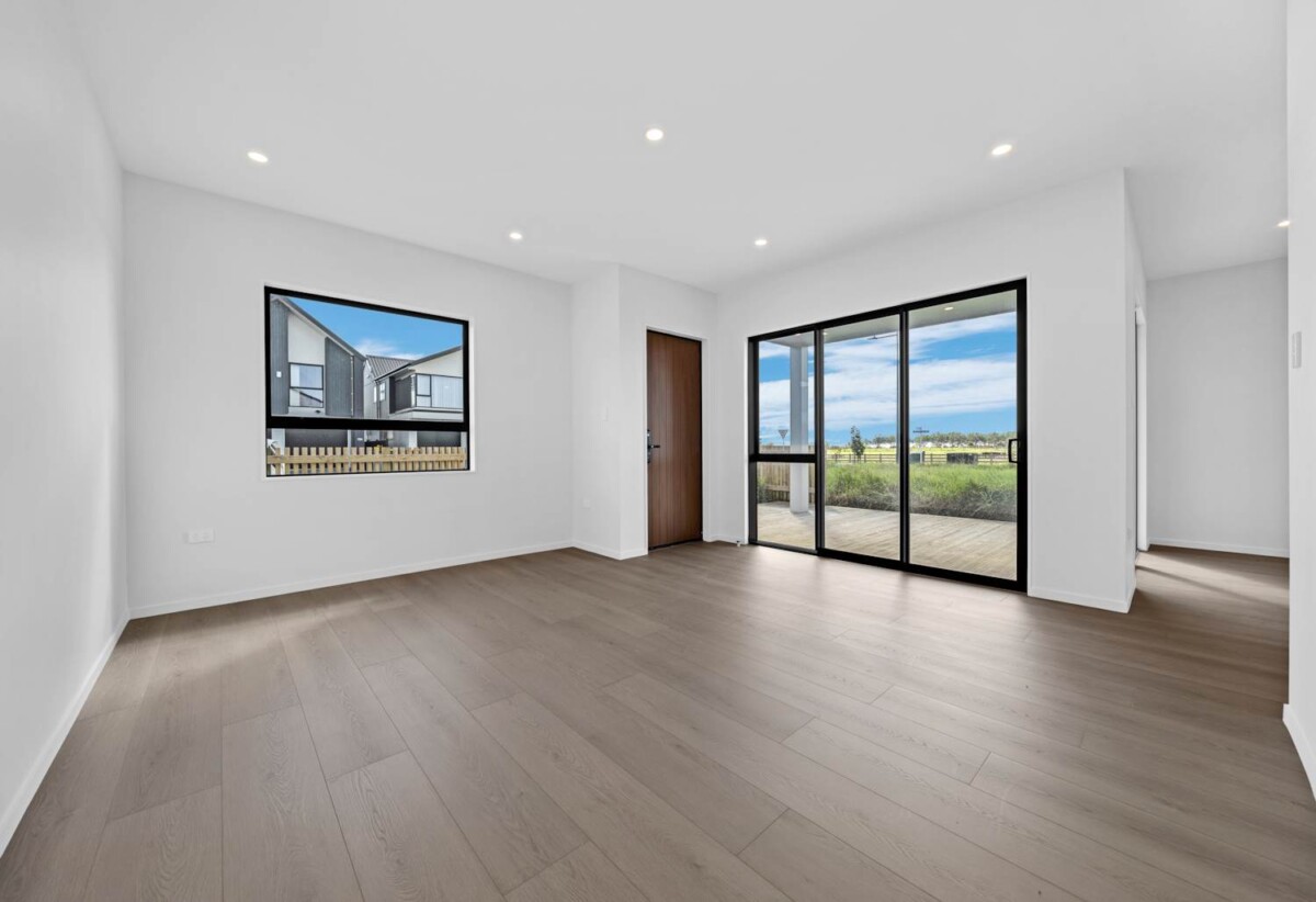 Brandnew 4 beds 2.5 baths house with garage and car park on 495m2 section, 4 km to Karaka School, 5 Hampshire Lane, Karaka, Auckland