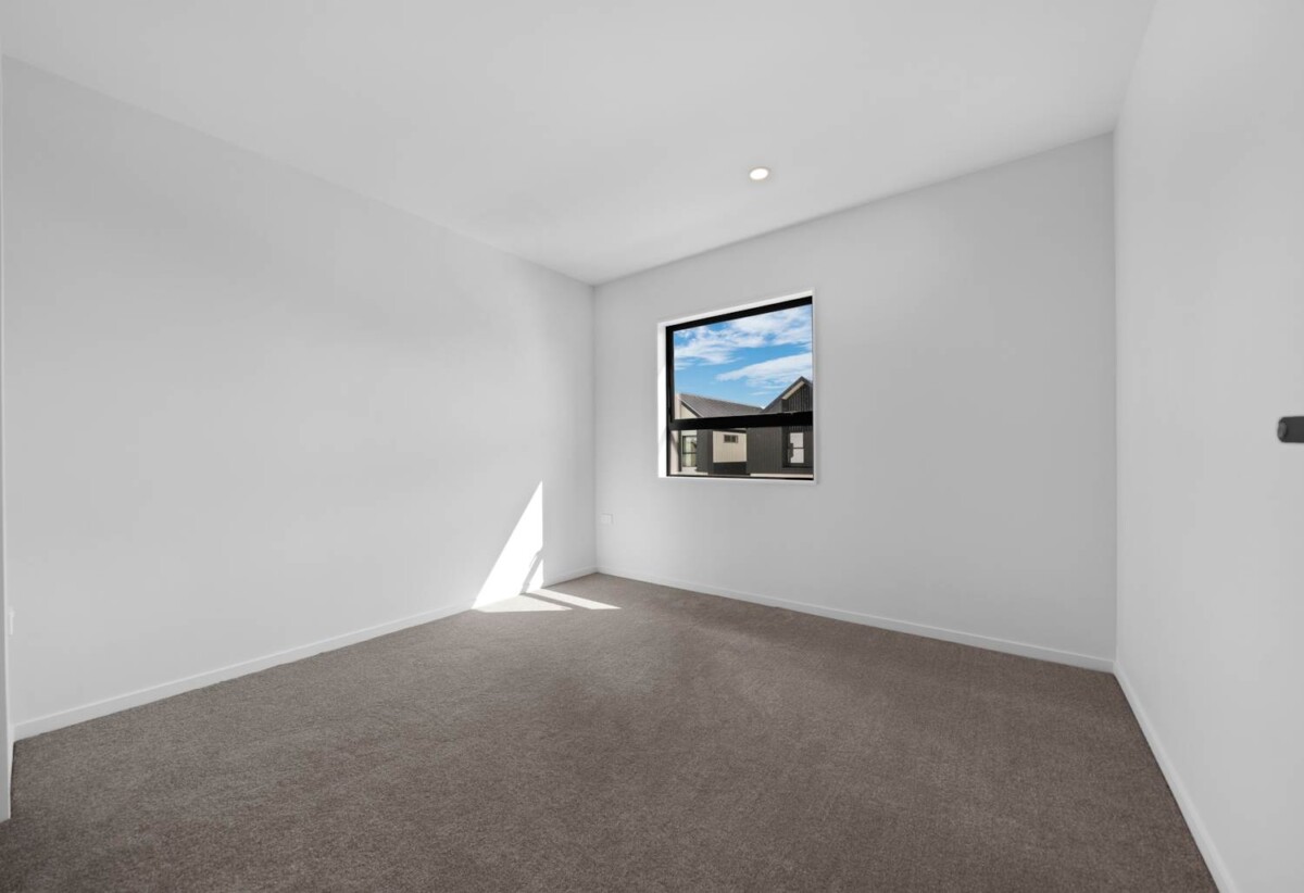 Brandnew 4 beds 2.5 baths house with garage and car park on 495m2 section, 4 km to Karaka School, 5 Hampshire Lane, Karaka, Auckland