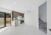 Brandnew 3 beds 2.5 baths home with garage, Within minutes’ drive to Birkenhead Village, Glenfield Mall, Leisure Centre, supermarkets, 0.5 km to Birkdale Intermediate School, 0.6 km to Birkdale Primary School, Lot 1, 67 Salisbury Road, Birkdale, Auckland