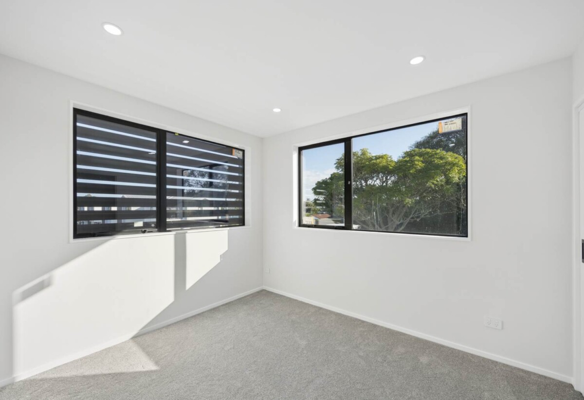 Brandnew 3 beds 2.5 baths home with garage, Within minutes’ drive to Birkenhead Village, Glenfield Mall, Leisure Centre, supermarkets, 0.5 km to Birkdale Intermediate School, 0.6 km to Birkdale Primary School, Lot 1, 67 Salisbury Road, Birkdale, Auckland